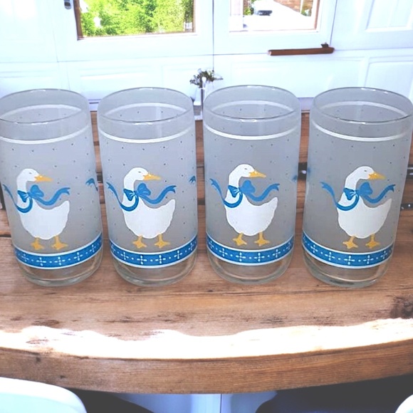 Set 4 Libby Frosted Drinking Glasses Cottagecore Goose Duck Blue Ribbons VTG 6" - Picture 1 of 13